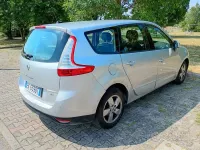 Usata Renault Scénic 110 CV (80 kW) 2011 Grigio Monovolume