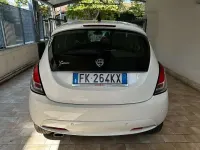 Usata Lancia Ypsilon Silver 69 CV (50 kW) 2017 Bianco Utilitaria