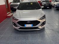 Usata Ford Focus ST-Line 155 CV (114 kW) 2023 Argento Station wagon