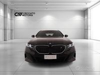 Usata BMW i5 M Sport 289 kW (394 CV) 2024 Nero Station wagon