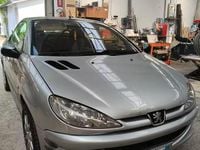 Begagnad Peugeot 206 CC 109 HK (80 kW) 2003 Grå Cab