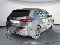 Neu Mercedes B180 AMG line 116 PS (85 kW) 2026 Grau Van / Kleinbus