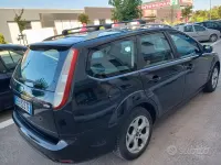 Usata Ford Focus 90 CV (66 kW) 2010 Nero Station wagon