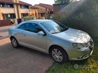 Usata VW Eos 122 CV (89 kW) 2008 Grigio Cabrio