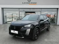 Usata Peugeot 2008 Allure 136 CV (100 kW) 2025 Nero SUV