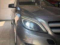 Usata Mercedes B180 Premium 109 CV (80 kW) 2012 Grigio Utilitaria