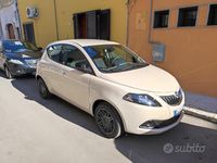 Usata Lancia Ypsilon Gold 69 CV (50 kW) 2022 Oro Utilitaria