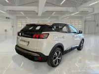 Usata Peugeot 3008 Allure 131 CV (96 kW) 2021 Bianco SUV