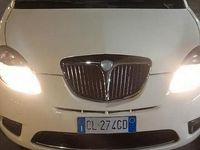 Usata Lancia Ypsilon 75 CV (55 kW) 2004 Giallo Utilitaria