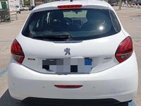Usata Peugeot 208 GT-line 110 CV (80 kW) 2016 Utilitaria