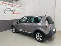 Usata Renault Scénic III XMOD 110 CV (80 kW) 2013 Grigio Monovolume