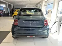 Nuova Fiat 500 Icon 65 CV (47 kW) 2026 Nero Utilitaria