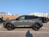 Usata Peugeot 2008 Allure 130 CV (95 kW) 2024 Grigio SUV