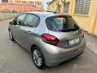Usata Peugeot 208 Allure 83 CV (61 kW) 2019 Grigio Utilitaria