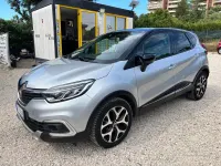 Usata Renault Captur Initiale Paris 90 CV (66 kW) 2018 Grigio SUV