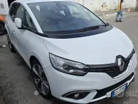 Usata Renault Scénic 120 CV (88 kW) 2020 Bianco Monovolume