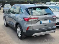 Usata Ford Kuga 120 CV (88 kW) 2021 Grigio SUV