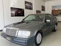 Usata Mercedes E320 220 CV (161 kW) 1992 Grigio Coupé