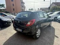 Usata Opel Corsa Cosmo 86 CV (63 kW) 2011 Nero Utilitaria