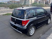 Usata Peugeot 1007 68 CV (50 kW) 2009 Nero Monovolume