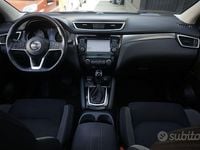 Usata Nissan Qashqai N-Connecta 131 CV (96 kW) 2018 Grigio SUV