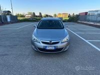 Usata Opel Astra Cosmo 110 CV (80 kW) 2012 Blu Station wagon