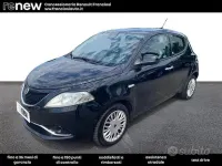 Usata Lancia Ypsilon Gold 69 CV (50 kW) 2017 Nero Utilitaria