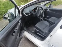 Usata Peugeot 207 75 CV (55 kW) 2013 Bianco Utilitaria