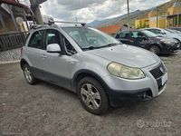 Usata Fiat Sedici Emotion 119 CV (87 kW) 2006 Argento SUV
