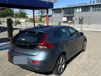 Usata Volvo V40 Kinetic 115 CV (84 kW) 2014 Bluazzurro Berlina