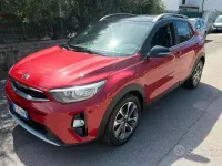 Usata Kia Stonic 120 CV (88 kW) 2019 Marrone SUV