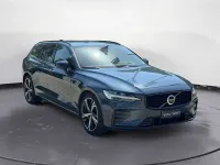 Usata Volvo V60 120 CV (88 kW) 2023 Blu Station wagon