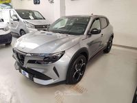 Nuova Alfa Romeo Junior Edizione Speciale 136 CV (100 kW) 2025 Grigio arese SUV