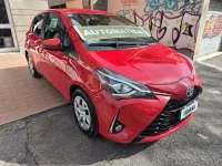 Usata Toyota Yaris Hybrid Active 73 CV (53 kW) 2018 Rosso Berlina