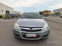 Usata Opel Astra Cosmo 101 CV (74 kW) 2007 Grigio Station wagon
