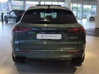 Nuova Maserati Grecale 330 CV (242 kW) 2026 Verde royale SUV