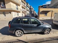 Usata Toyota RAV4 2005 Grigio SUV