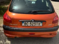 Usata Peugeot 206 60 CV (44 kW) 1999 Arancione Utilitaria
