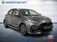 Usata Toyota Yaris Hybrid Trend 116 CV (85 kW) 2022 Grigio Berlina