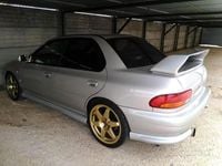 Usata Subaru Impreza 310 CV (228 kW) 2000 Grigio Berlina