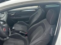 Usata Fiat Grande Punto 120 CV (88 kW) 2011 Bianco Utilitaria