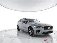 Nuova Volvo V60 Plus 197 CV (144 kW) 2026 Grigio Station wagon