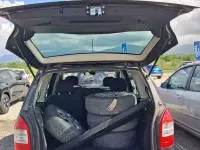 Usata Opel Zafira 101 CV (74 kW) 2005 Nero Monovolume