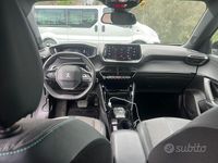 Usata Peugeot 2008 130 CV (95 kW) 2023 SUV