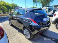 Usata Lancia Ypsilon 95 CV (69 kW) 2013 Grigio Utilitaria