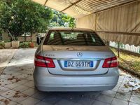 Gebraucht Mercedes E250 Elegance 204 PS (150 kW) 2010 Silber Limousine