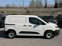 Usata Citroën Berlingo 102 CV (75 kW) 2022 Bianco metallizzato Monovolume