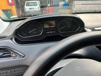 Usata Peugeot 208 68 CV (50 kW) 2017 Bianco Utilitaria