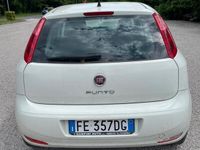 Usata Fiat Punto 77 CV (56 kW) 2016 Bianco Utilitaria