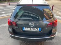 Usata Opel Astra Cosmo 110 CV (80 kW) 2013 Grigio Station wagon